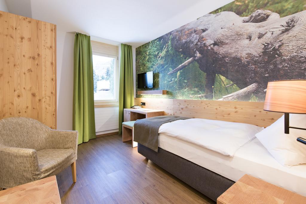 Hotel Garni Chesa Mulin Pontresina Rom bilde